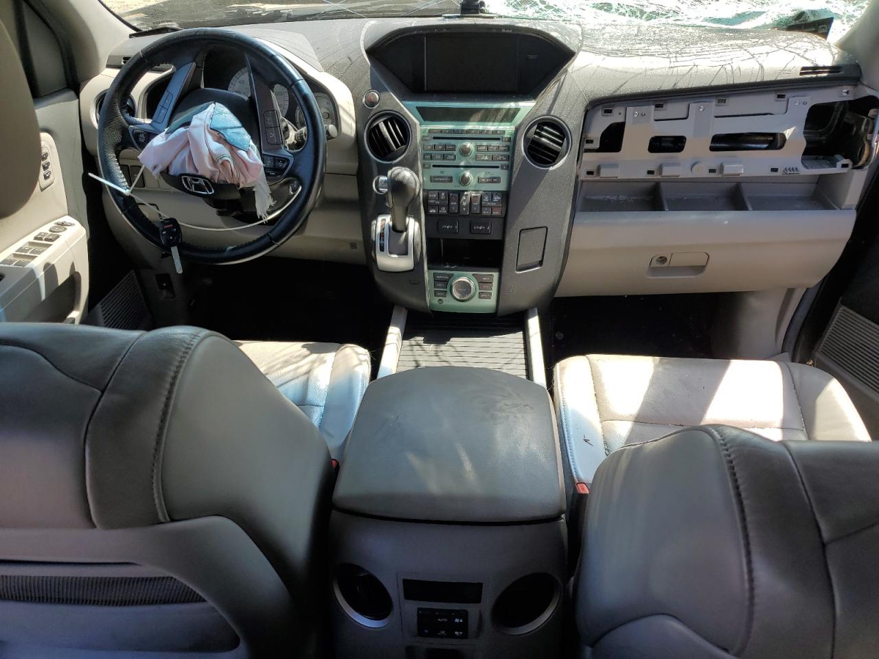 2011 Honda Pilot Touring VIN: 5FNYF4H95BB090875 Lot: 81845545