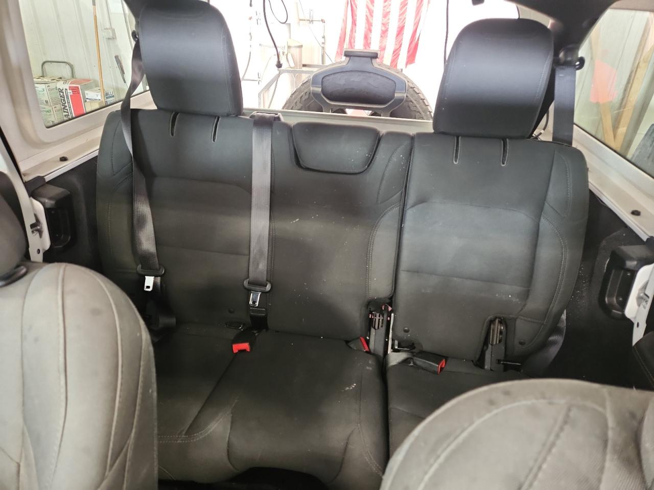 2018 Jeep Wrangler Unlimited Sahara VIN: 1C4HJXEGXJW228682 Lot: 71913045