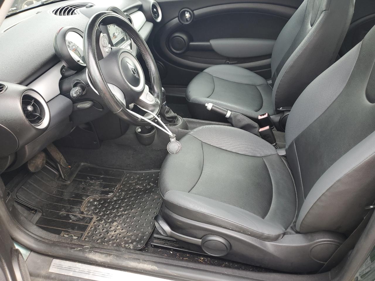 2009 Mini Cooper VIN: WMWMF33519TW72795 Lot: 81784885