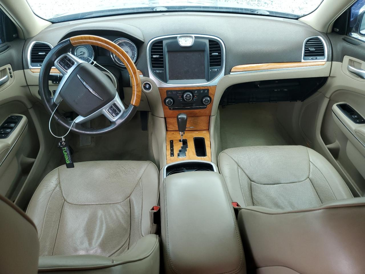 2014 Chrysler 300C VIN: 2C3CCAET2EH171367 Lot: 81025835