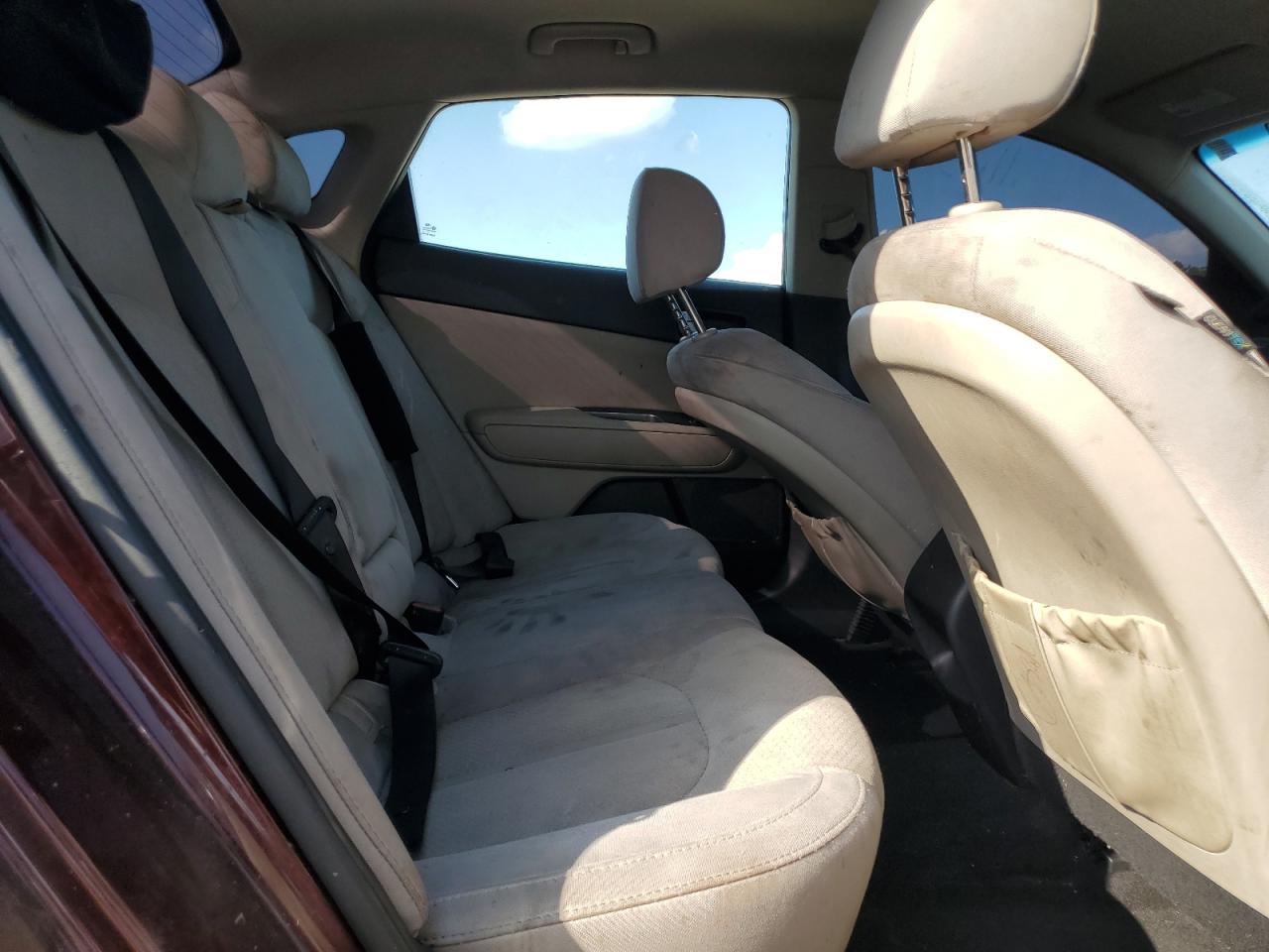 2017 Kia Optima Lx VIN: 5XXGT4L32HG135042 Lot: 80581425