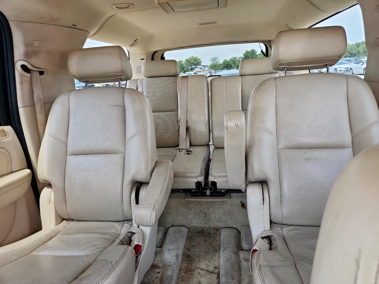 2008 Cadillac Escalade Esv VIN: 1GYFK66878R273538 Lot: 71280535