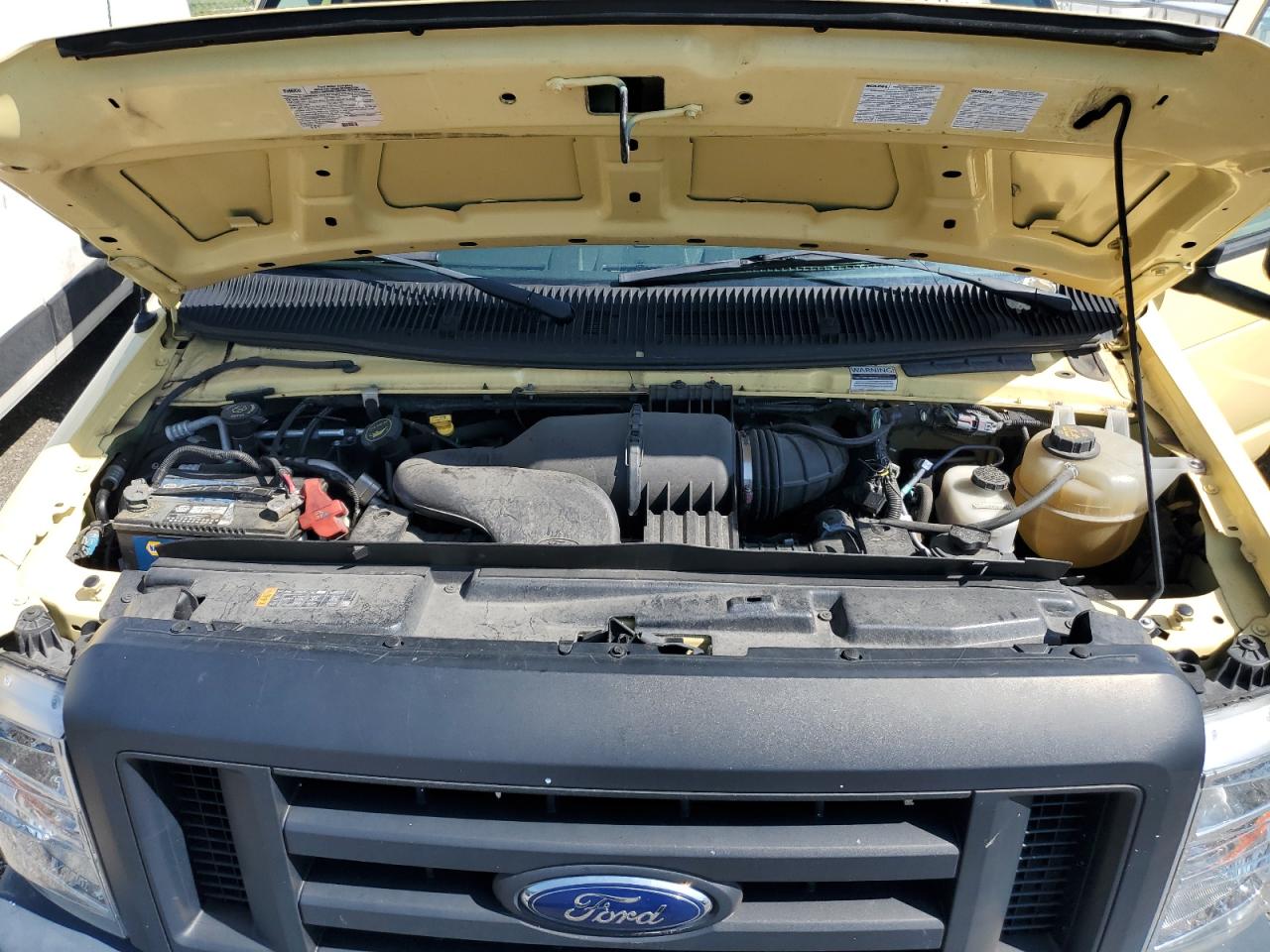 2019 Ford Econoline E450 Super Duty Cutaway Van VIN: 1FDXE4FS0KDC22545 Lot: 81457775