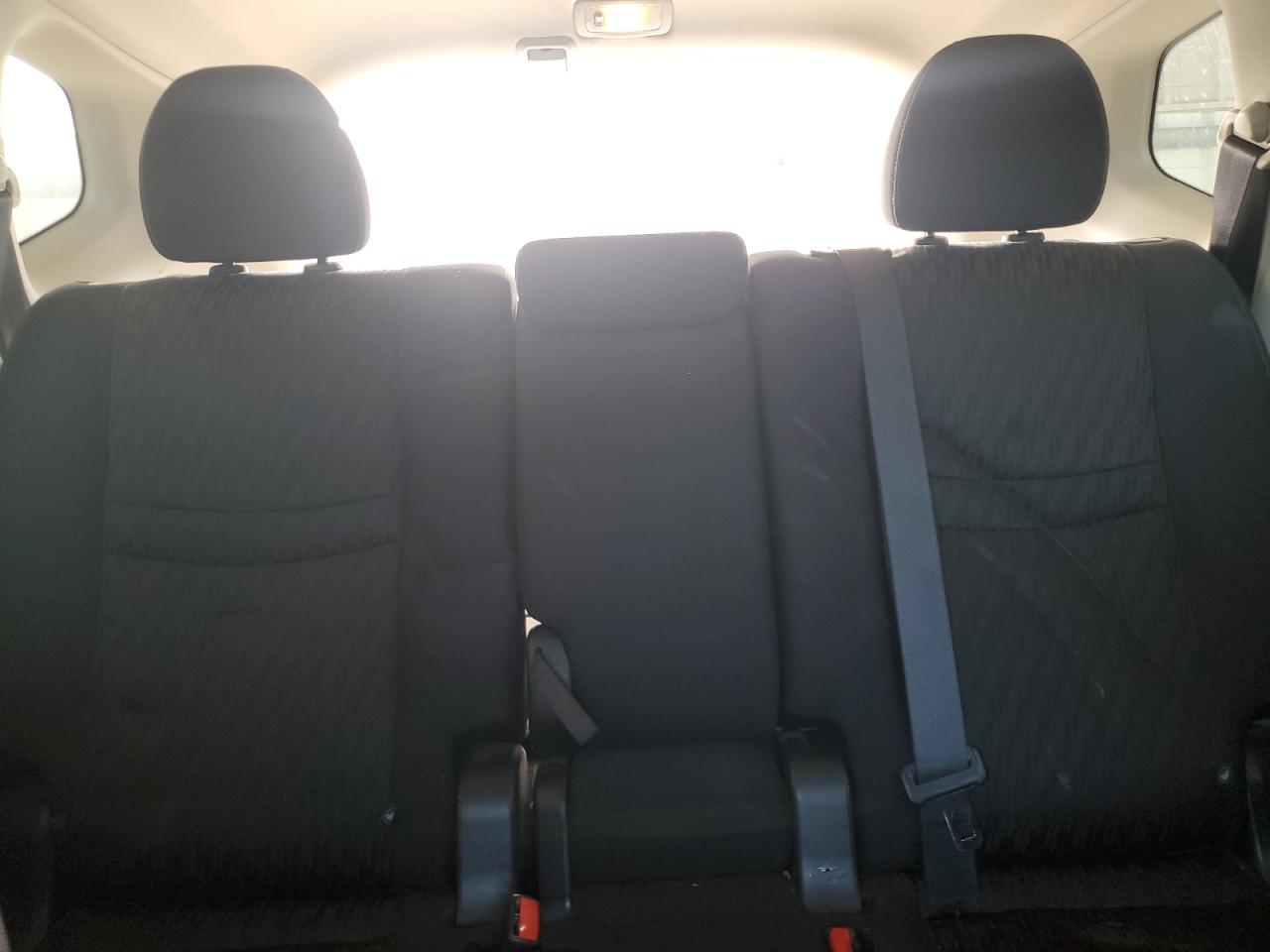 2017 Nissan Rogue S VIN: 5N1AT2MT3HC883206 Lot: 81021695