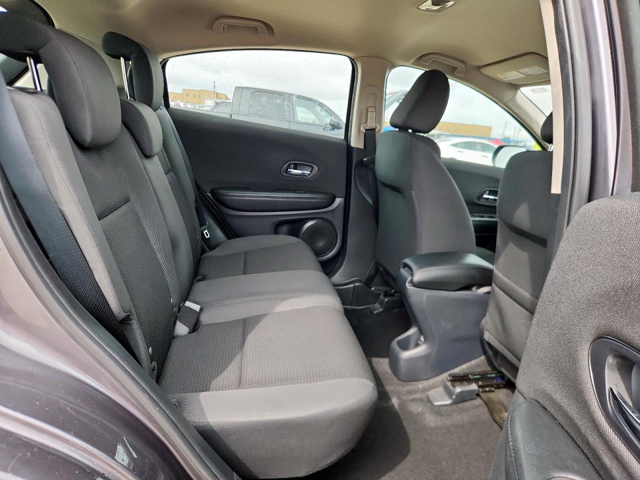 2022 Honda Hr-V Lx VIN: 3CZRU5H38NM716165 Lot: 80874995