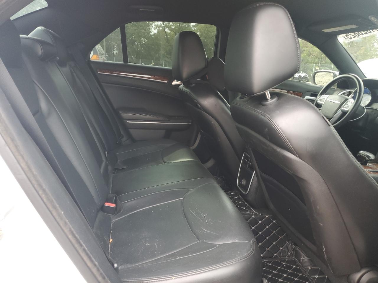 2014 Chrysler 300 VIN: 2C3CCAAG0EH335742 Lot: 81328825