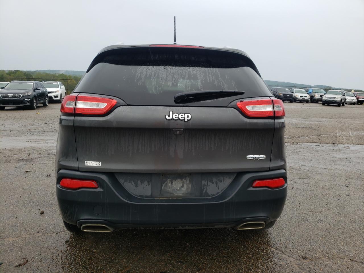 2016 Jeep Cherokee Latitude VIN: 1C4PJLCS6GW108429 Lot: 81895265