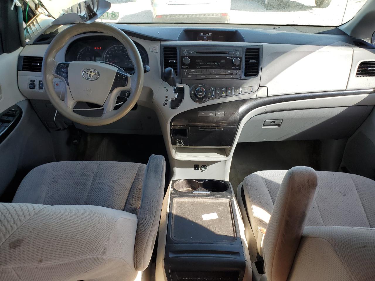 2014 Toyota Sienna Le VIN: 5TDKK3DC9ES443258 Lot: 81795565