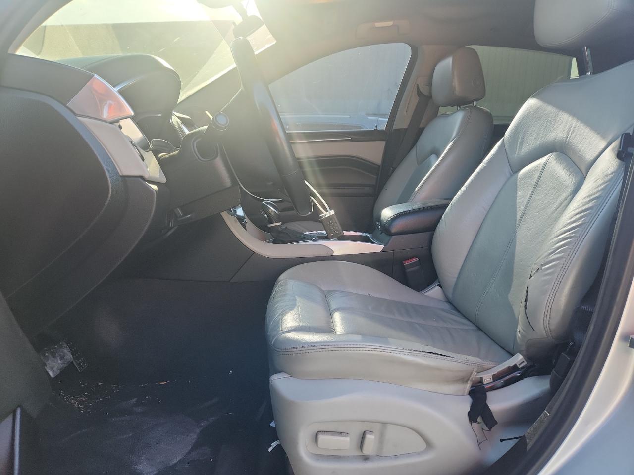 2014 Cadillac Srx VIN: 3GYFNAE39ES657541 Lot: 81586465