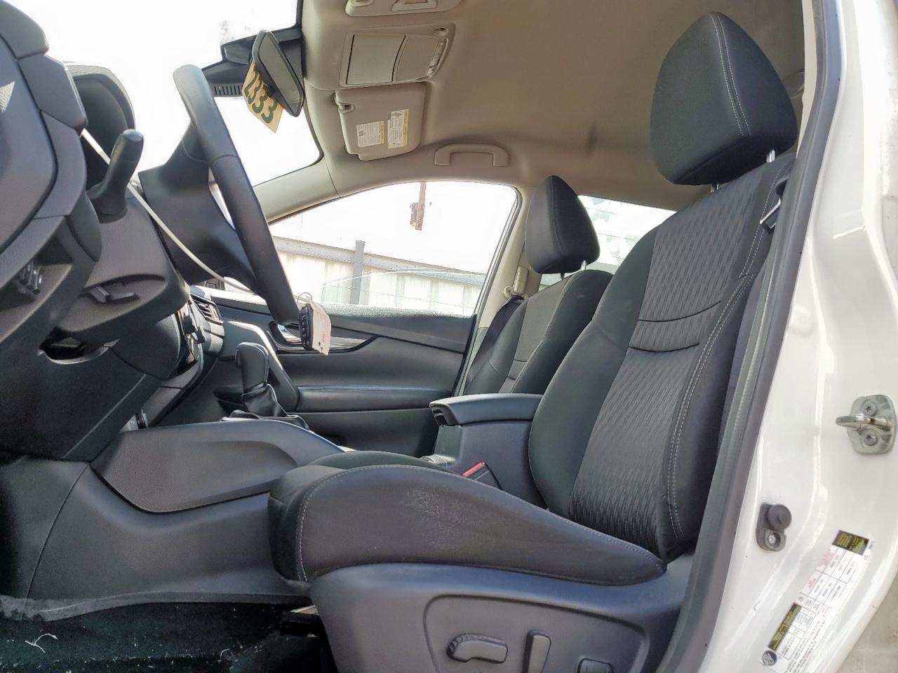 2019 Nissan Rogue S VIN: KNMAT2MT7KP552343 Lot: 80392835