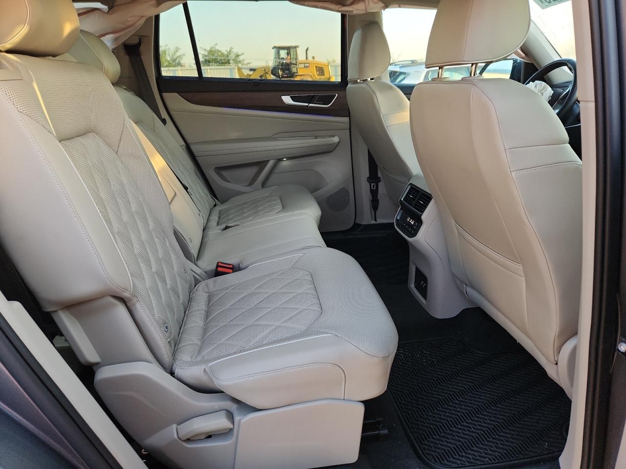 2024 Volkswagen Atlas Sel Premium R-Line VIN: 1V2FR2CA2RC598408 Lot: 84046725