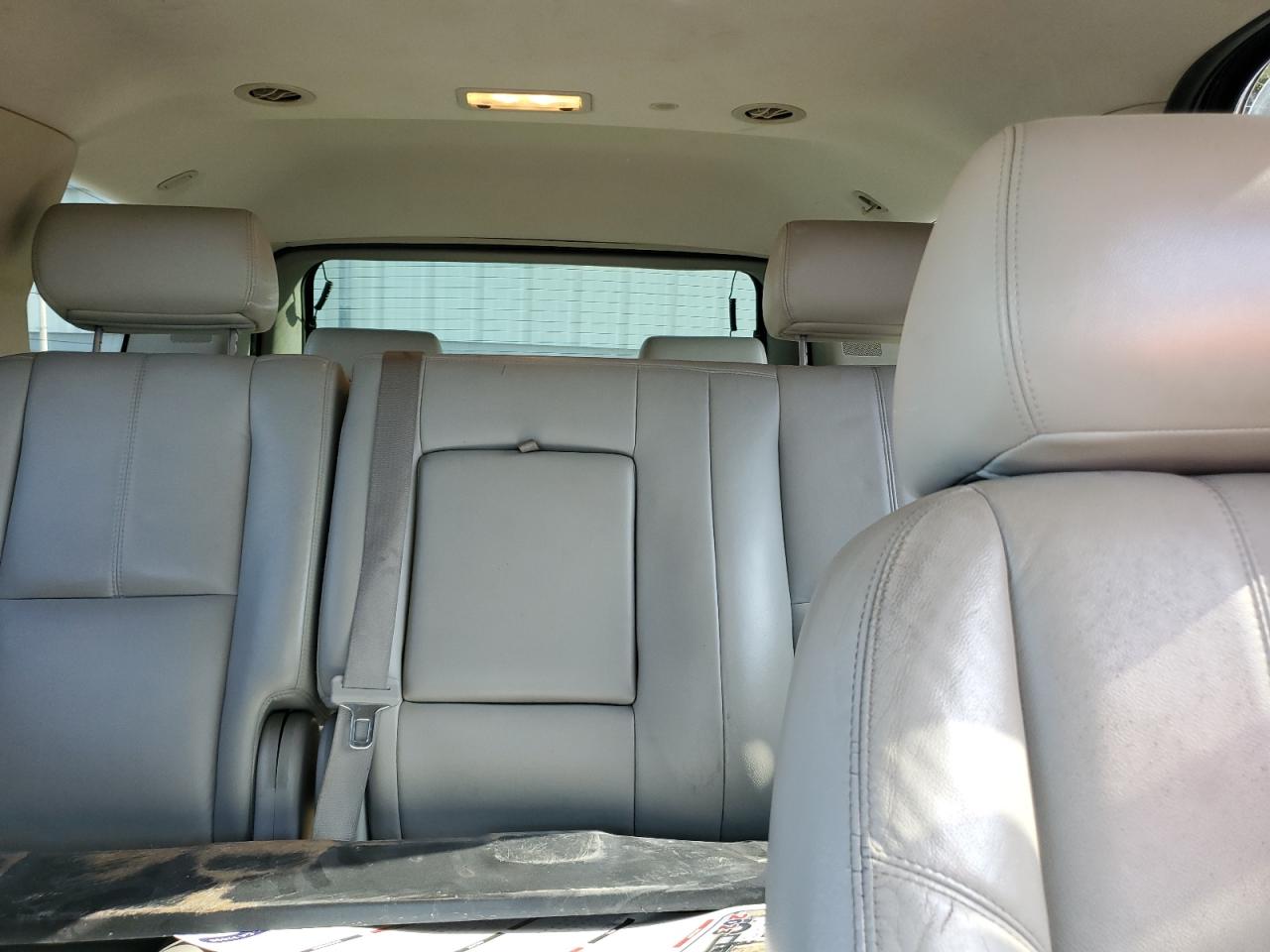 2010 Chevrolet Tahoe C1500 Lt VIN: 1GNMCBE36AR136497 Lot: 80639275