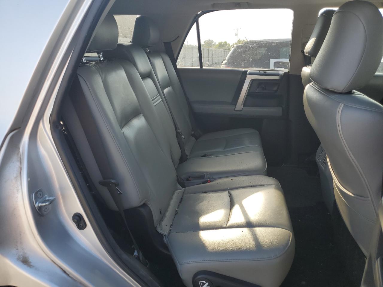 2011 Toyota 4Runner Sr5 VIN: JTEZU5JR7B5032838 Lot: 81565615