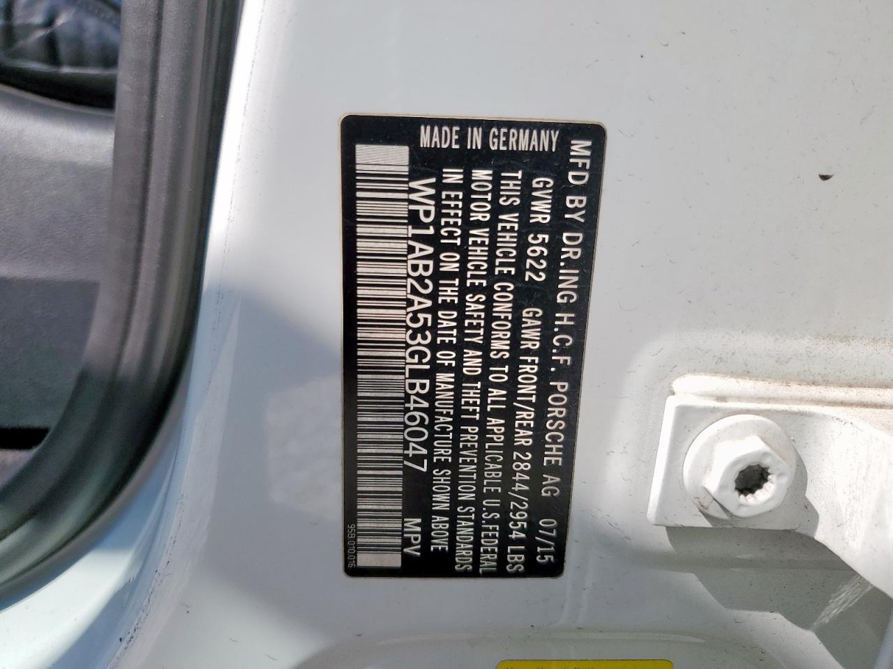 WP1AB2A53GLB46047 2016 Porsche Macan S