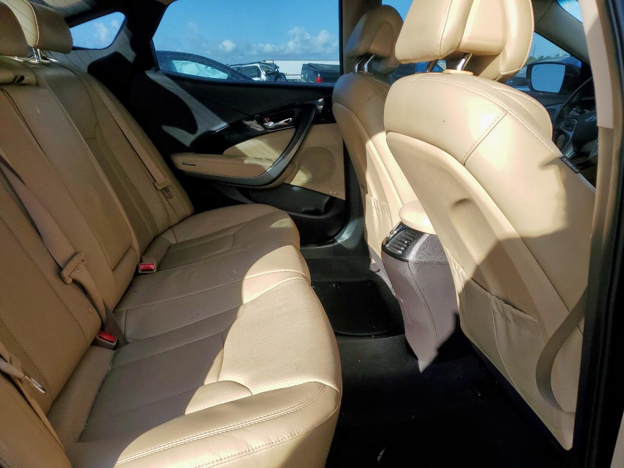 2016 Hyundai Azera VIN: KMHFG4JGXGA500966 Lot: 81513695