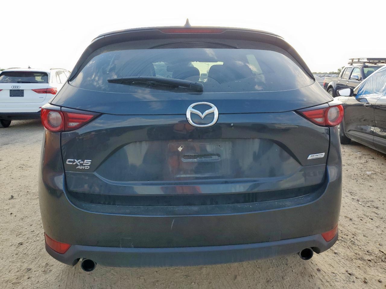 2017 Mazda Cx-5 Grand Touring VIN: JM3KFBDL1H0161127 Lot: 84010155