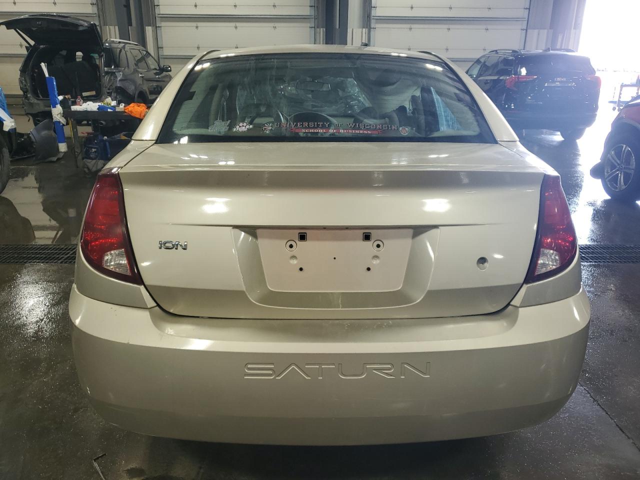 2004 Saturn Ion Level 2 VIN: 1G8AJ52F84Z225617 Lot: 71370165