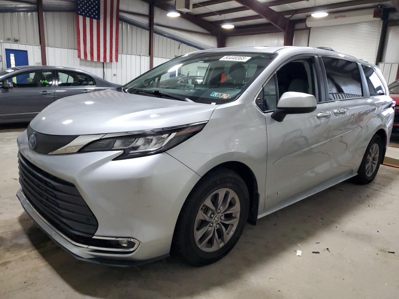 2021 Toyota Sienna Xle