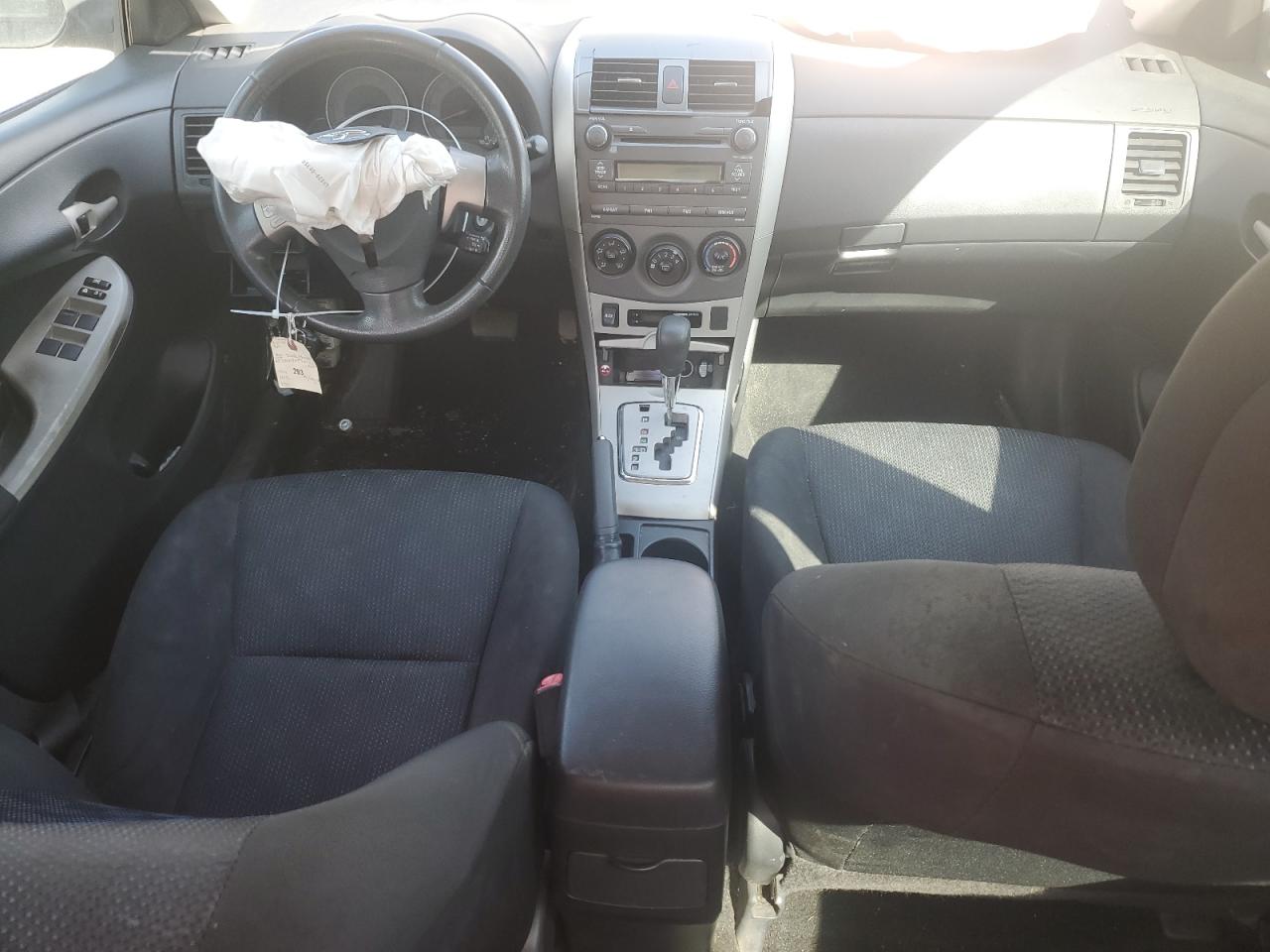 2010 Toyota Corolla Base VIN: 2T1BU4EE9AC432490 Lot: 81647825