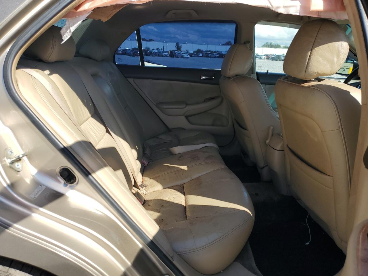 2004 Honda Accord Ex VIN: 1HGCM56824A013071 Lot: 80519555