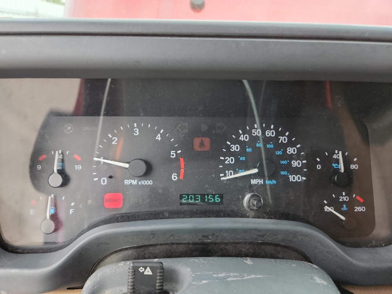 1998 Jeep Wrangler / Tj Se VIN: 1J4FY29P1WP766697 Lot: 81717285