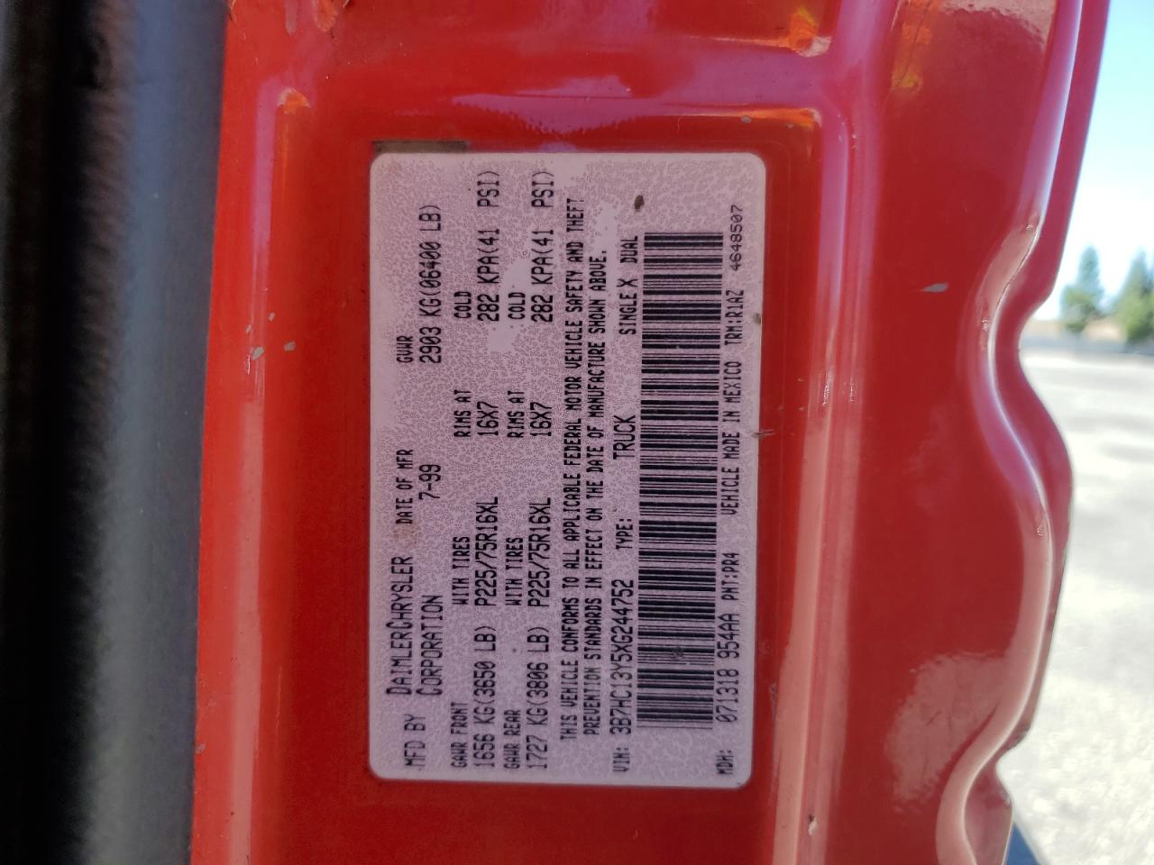 1999 Dodge Other VIN: 3B7HC13Y5XG244752 Lot: 71825995