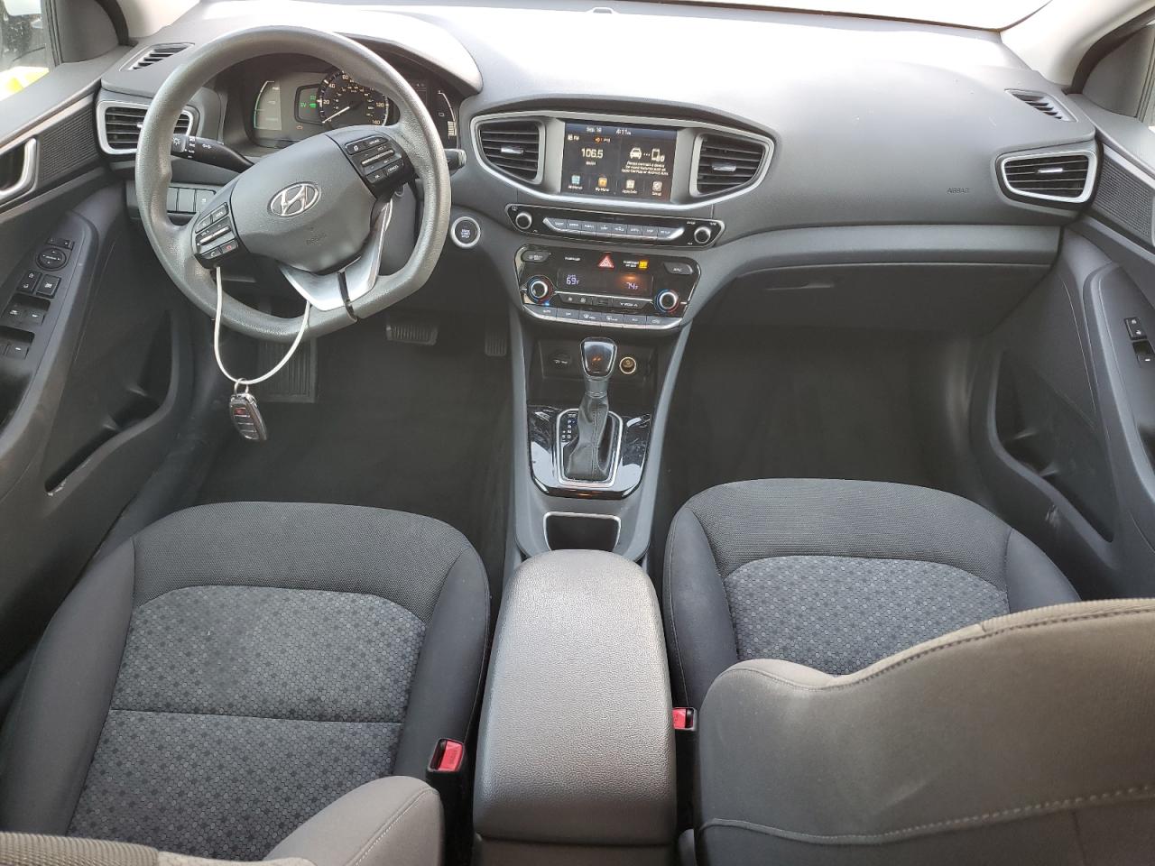 2017 Hyundai Ioniq Blue VIN: KMHC65LC4HU031153 Lot: 80915715