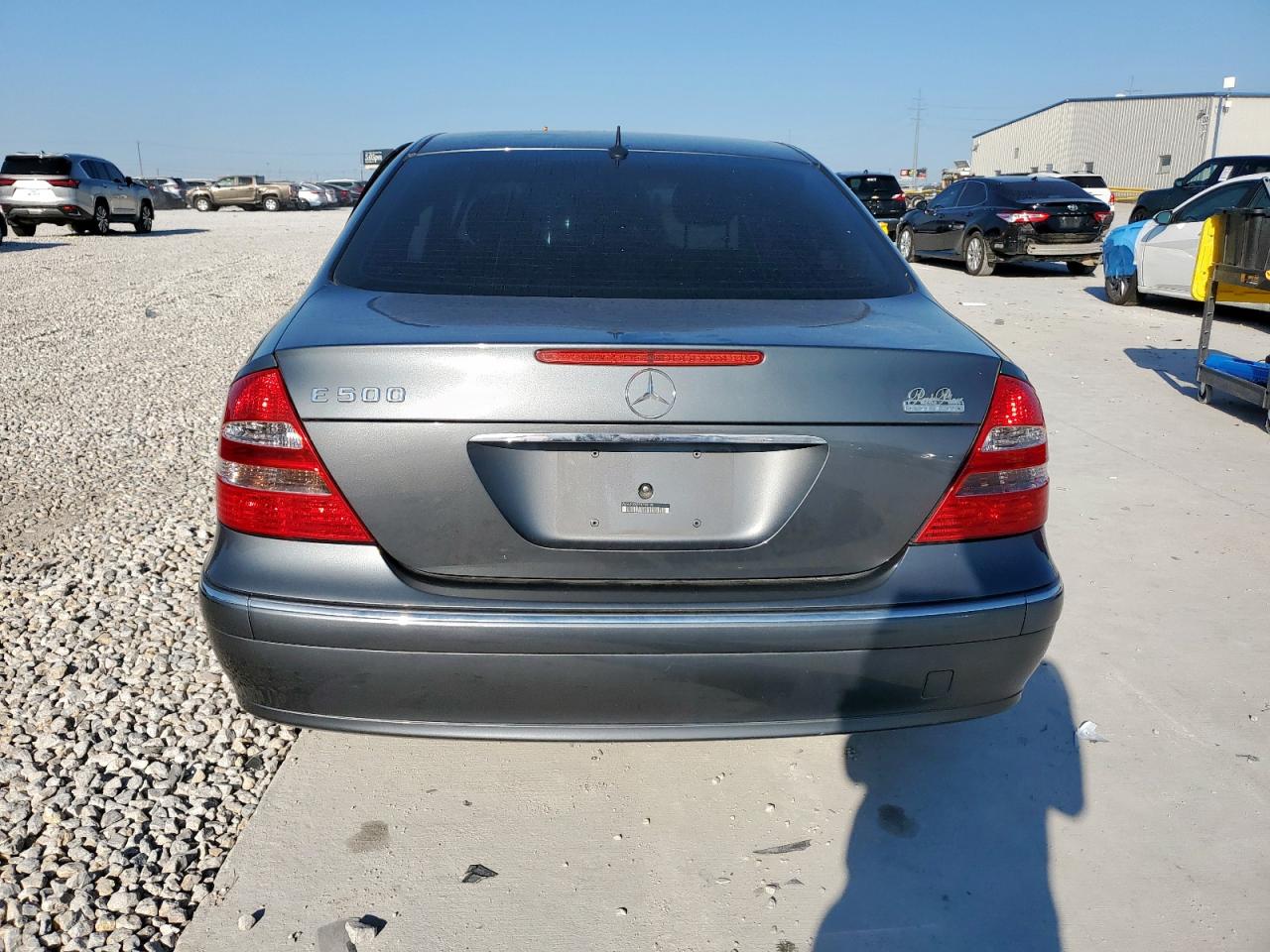 2005 Mercedes-Benz E 500 VIN: WDBUF70J05A743128 Lot: 84039305