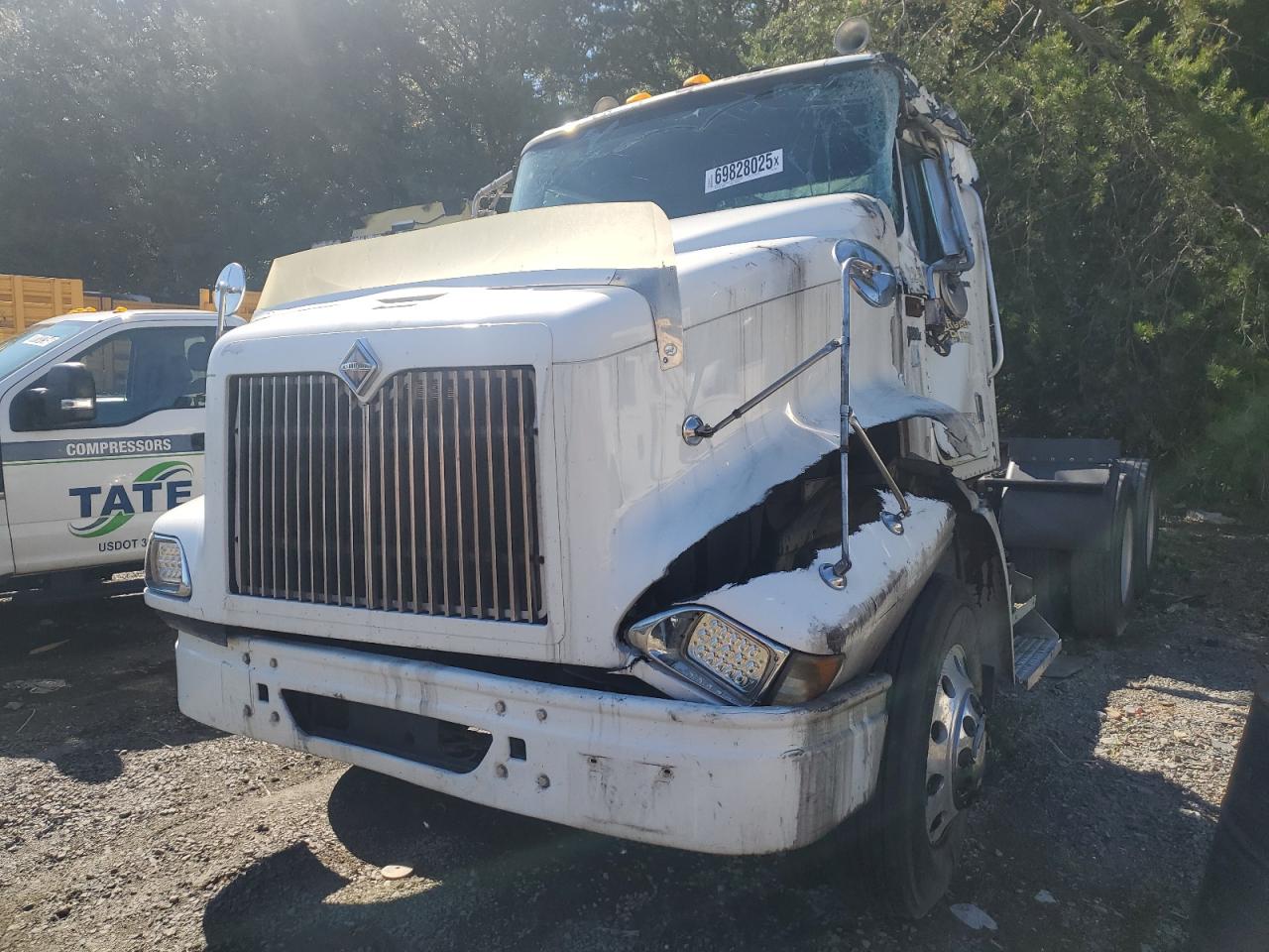 2007 International 9200I Semi Truck VIN: 2HSCESBR87C465898 Lot: 69828025