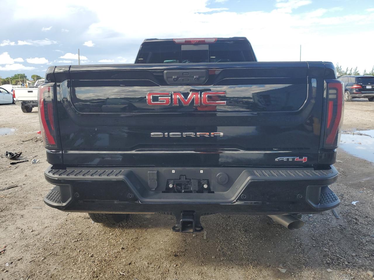 2025 GMC Sierra K2500 At4 VIN: 1GT4UPE75SF295603 Lot: 83995485