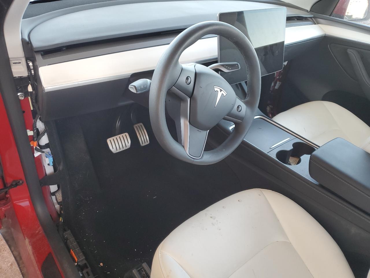 2023 Tesla Model Y VIN: 7SAYGDEF4PF947642 Lot: 71185595