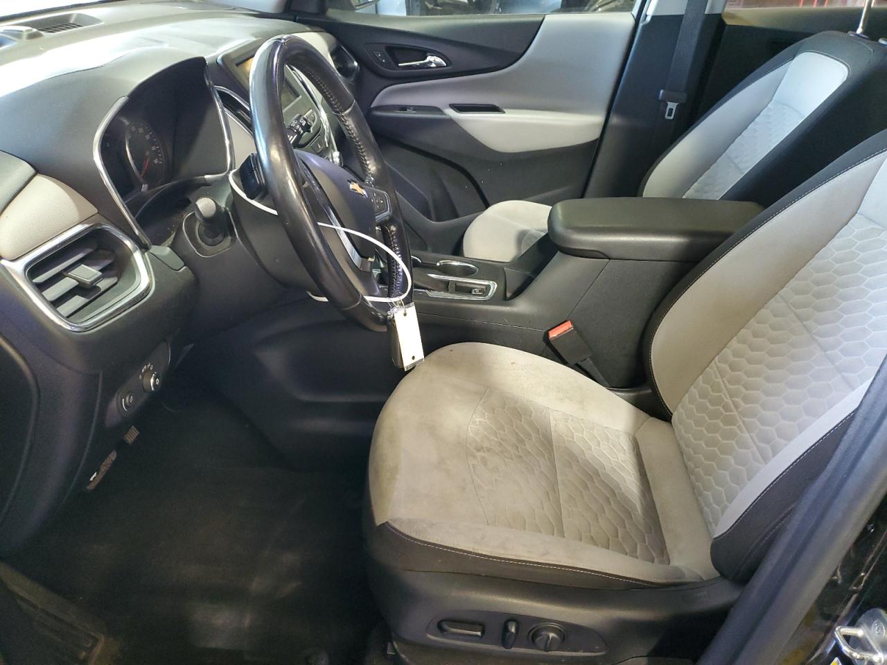 2019 Chevrolet Equinox Lt VIN: 2GNAXTEV2K6255840 Lot: 83869355