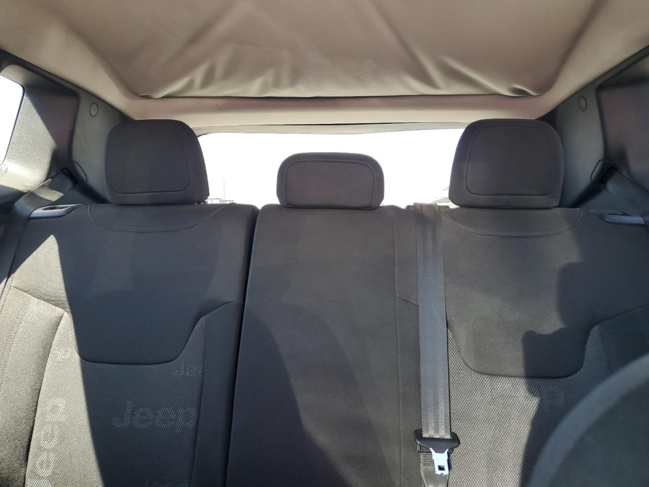 2015 Jeep Renegade Latitude VIN: ZACCJABT1FPC11749 Lot: 80333315