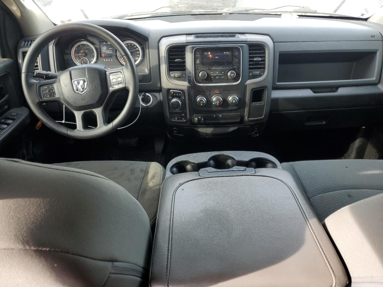 2018 Ram 1500 St VIN: 3C6RR7KT3JG178809 Lot: 81263245