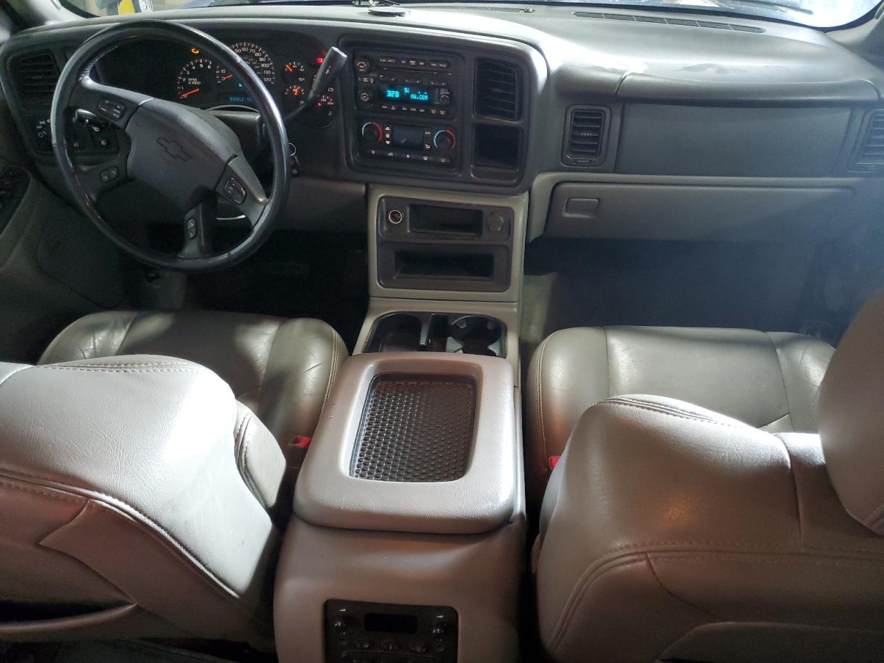 2004 Chevrolet Tahoe K1500 VIN: 1GNEK13Z24J279023 Lot: 81190135