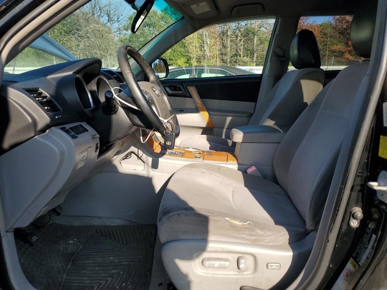 2010 Toyota Highlander Hybrid VIN: JTEBW3EH0A2041592 Lot: 83860115