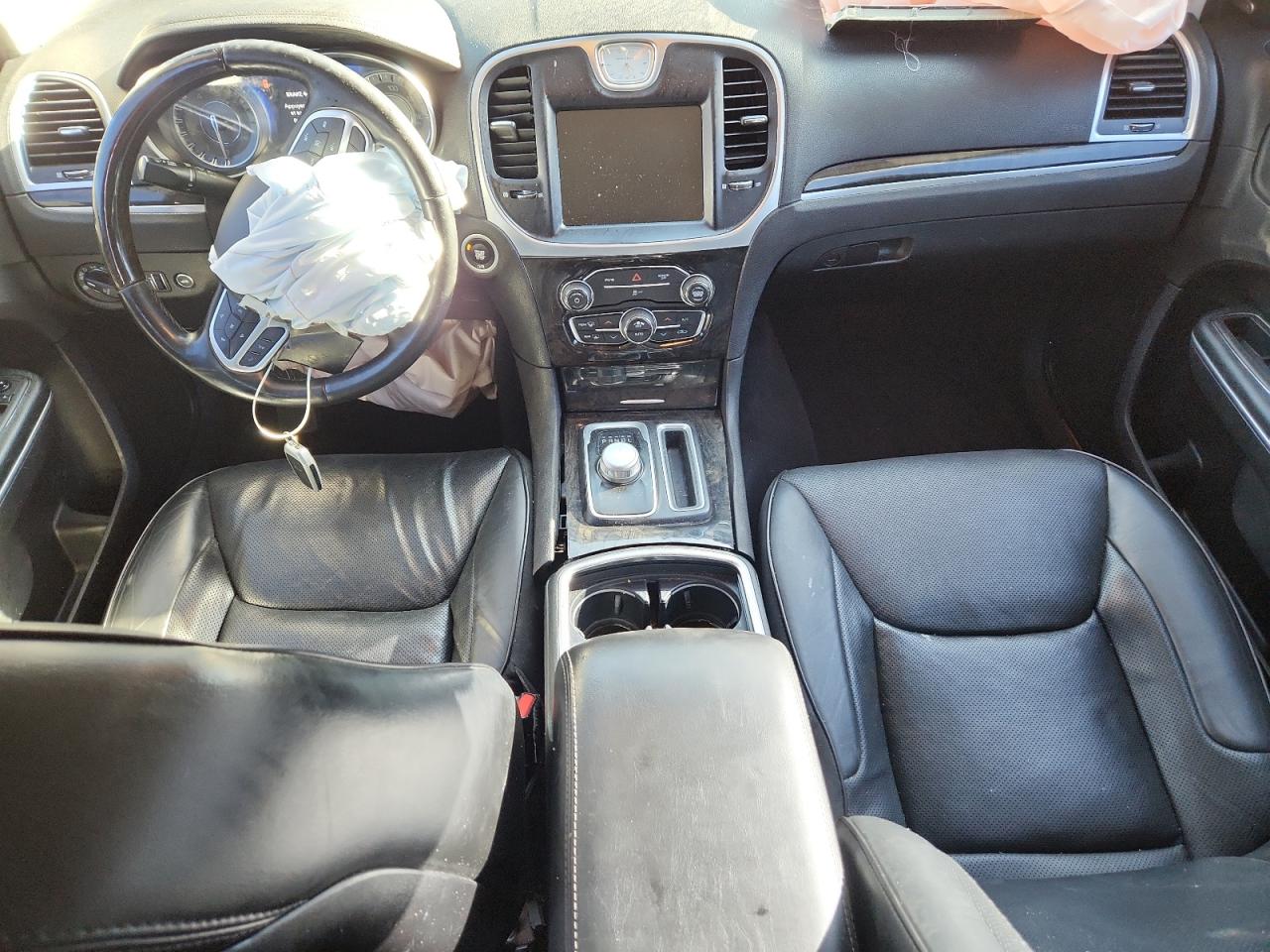 2018 Chrysler 300 Limited VIN: 2C3CCAKGXJH170419 Lot: 84376805