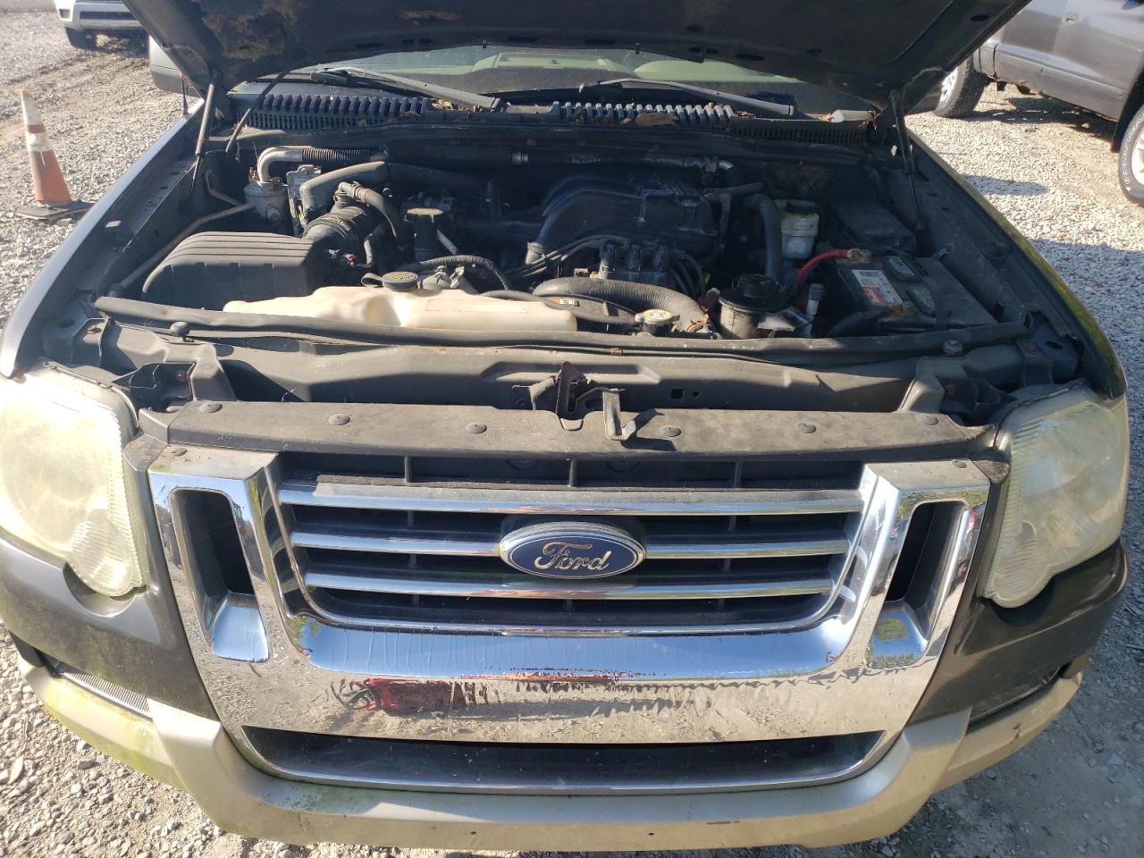 2007 Ford Explorer Eddie Bauer VIN: 1FMEU74EX7UA40867 Lot: 70993795