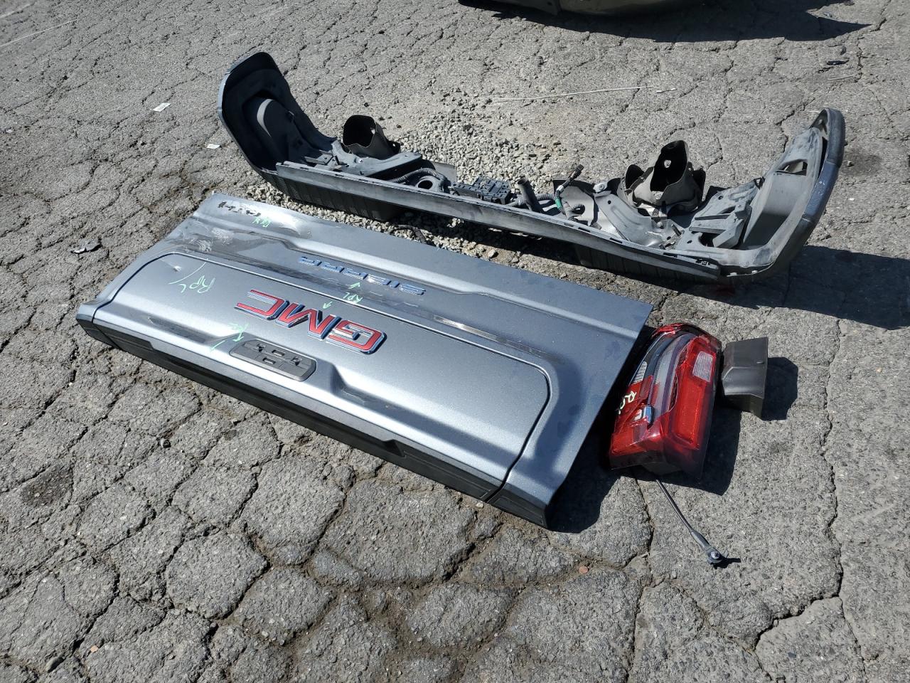 2021 GMC Sierra K1500 At4 VIN: 3GTU9EET0MG166138 Lot: 80712405