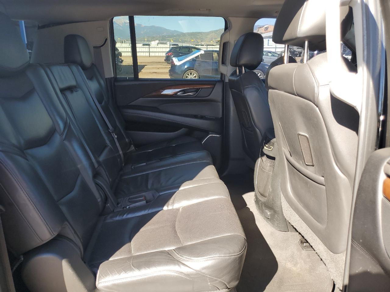 2017 Cadillac Escalade Esv Luxury VIN: 1GYS4HKJ3HR174986 Lot: 81282555