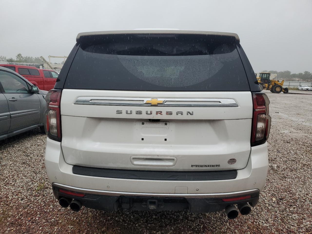 2021 Chevrolet Suburban K1500 Premier VIN: 1GNSKFKD2MR146737 Lot: 83866475