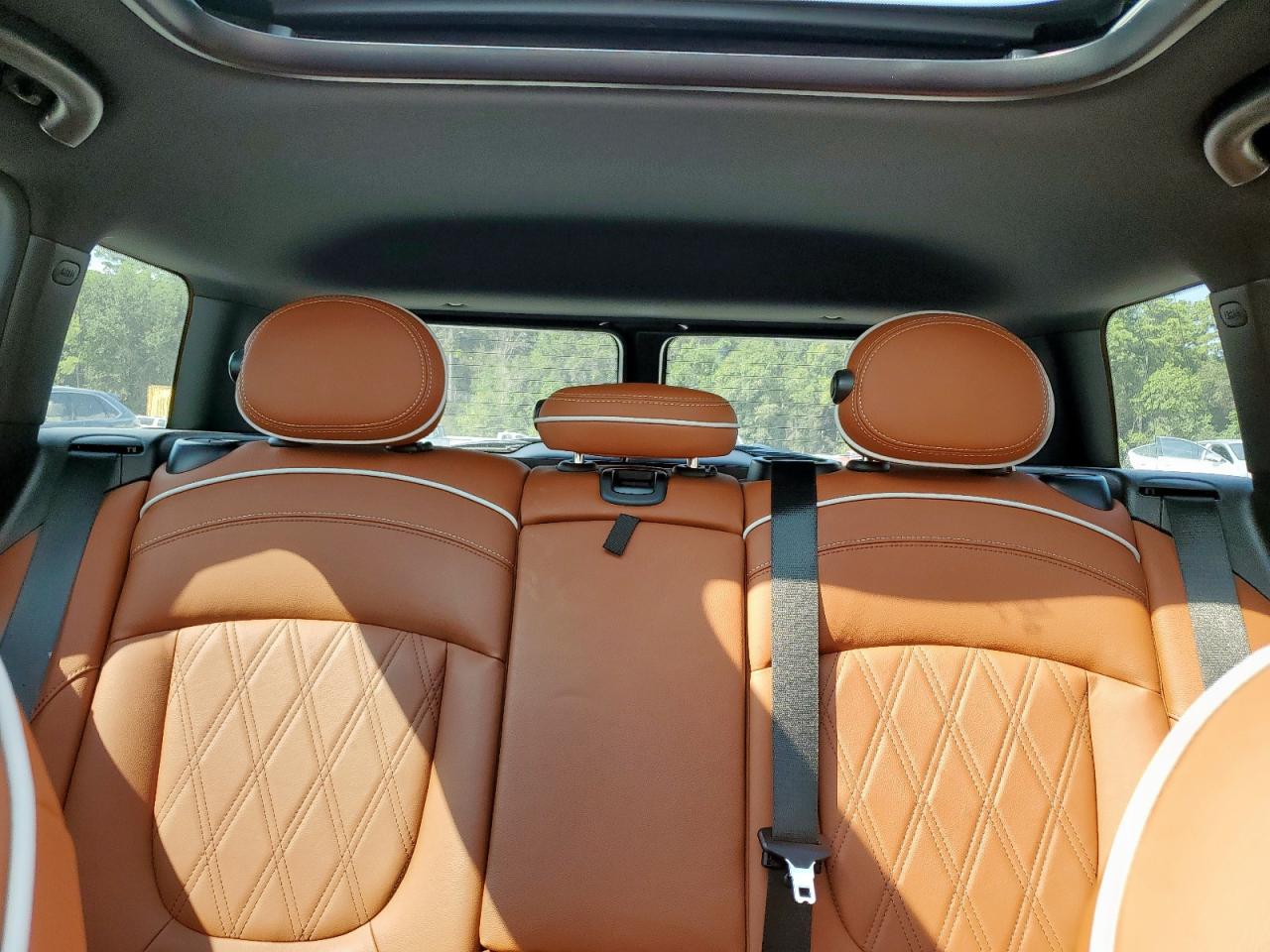 2022 Mini Cooper S Clubman VIN: WMWLV7C06N2R90258 Lot: 80619565