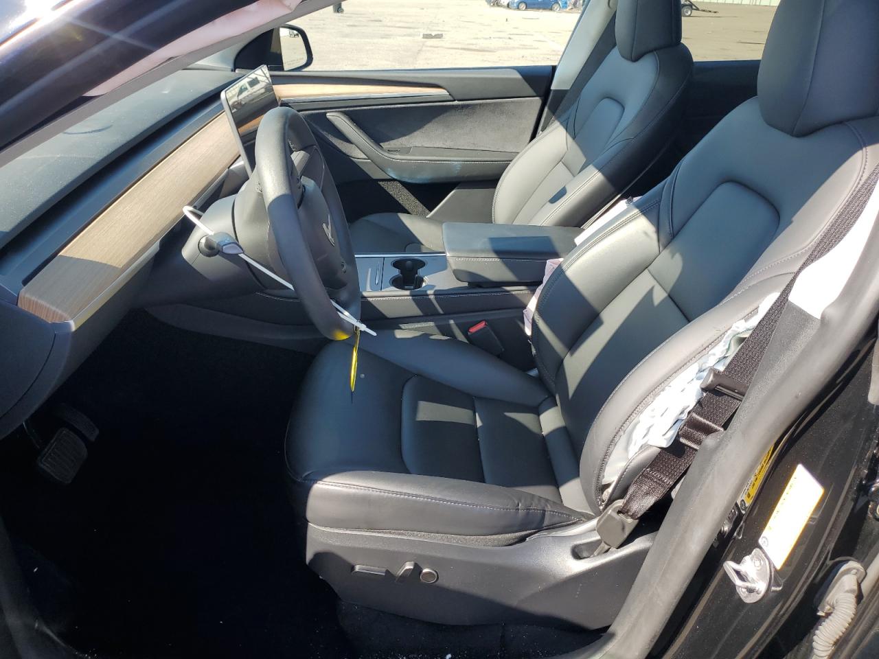2023 Tesla Model Y VIN: 7SAYGDEE8PA184562 Lot: 71278075
