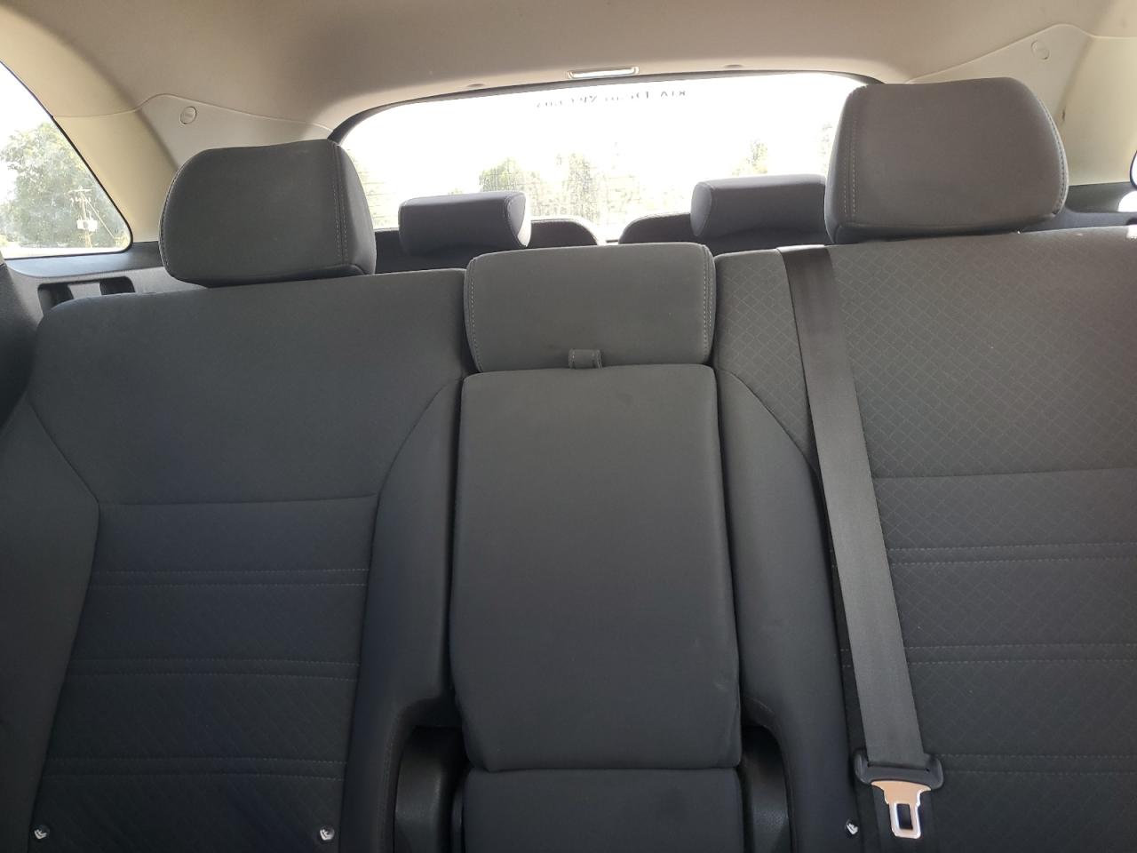 2019 Kia Sorento L VIN: 5XYPG4A35KG528611 Lot: 83877955