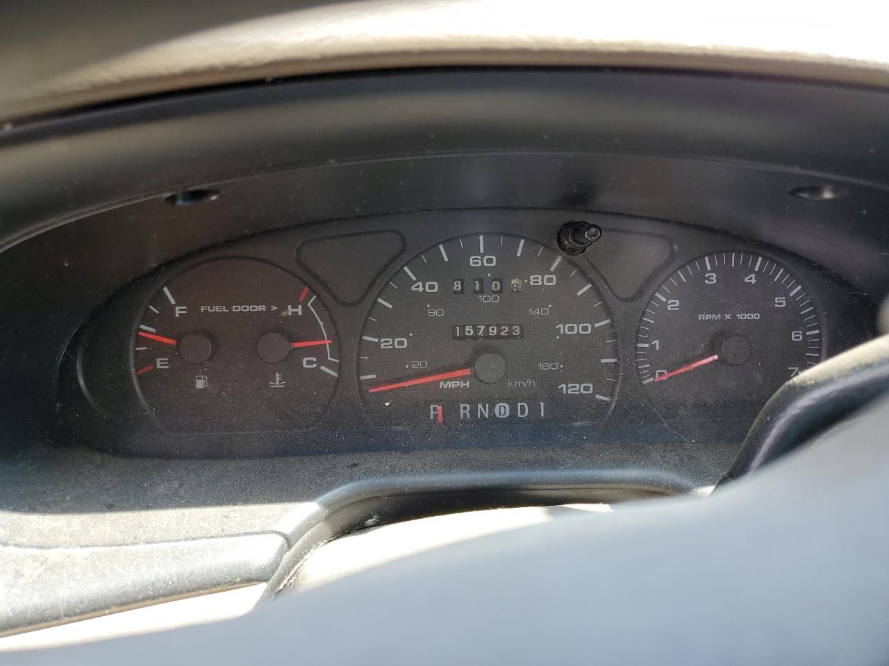 2002 Ford Taurus Se VIN: 1FAFP53U32A104745 Lot: 81649255