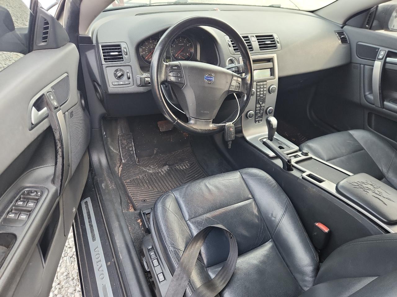 2010 Volvo C70 T5 VIN: YV1672MC7AJ093207 Lot: 81715955