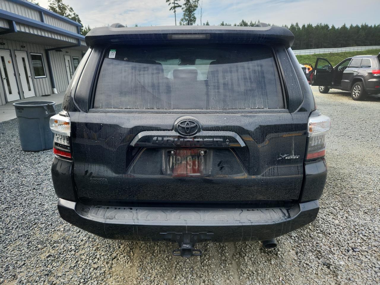 2024 Toyota 4Runner Sr5/Sr5 Premium VIN: JTEMU5JR8R6224767 Lot: 80702975