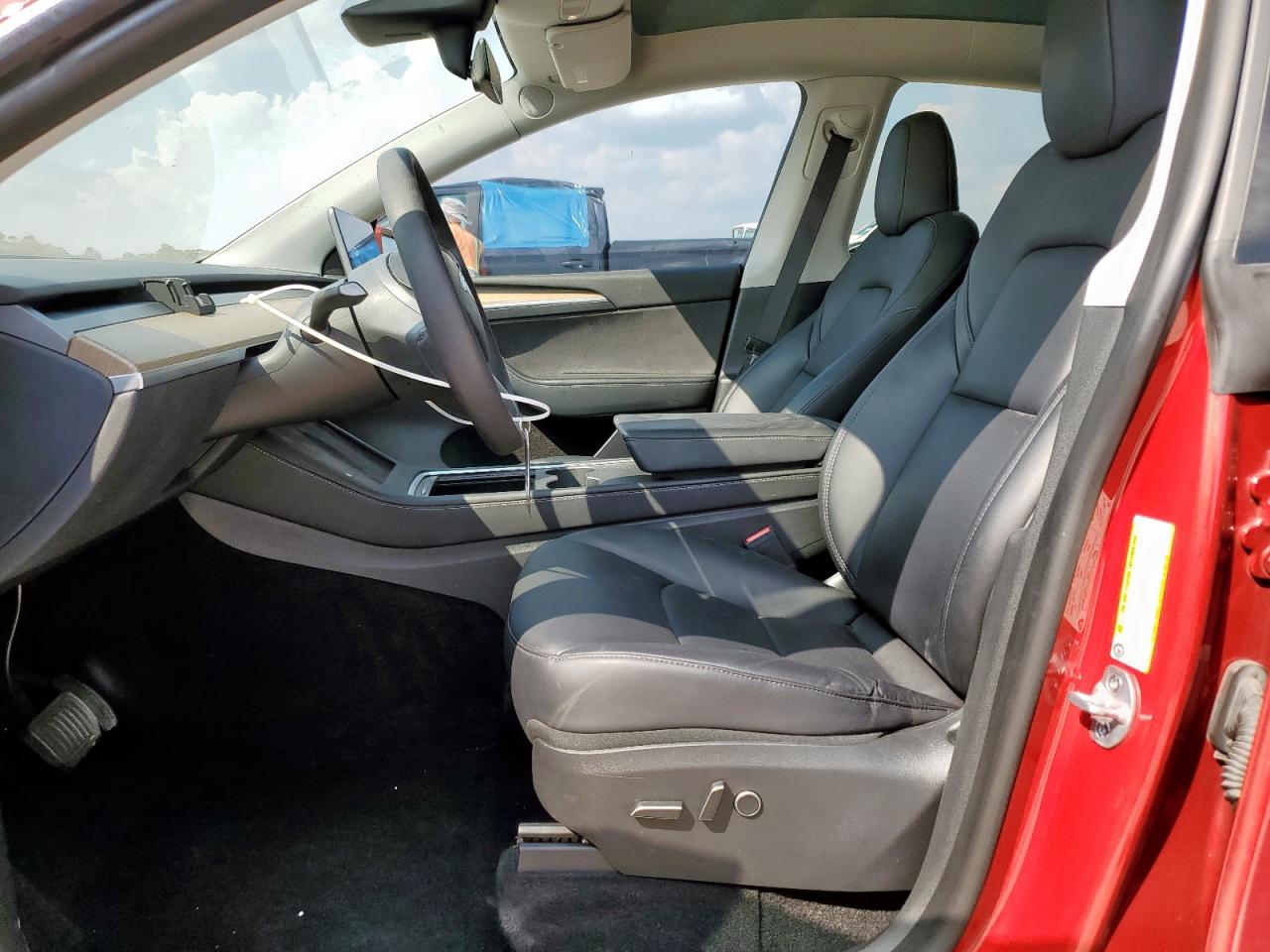 2022 Tesla Model Y VIN: 7SAYGDEE9NA019357 Lot: 81421485