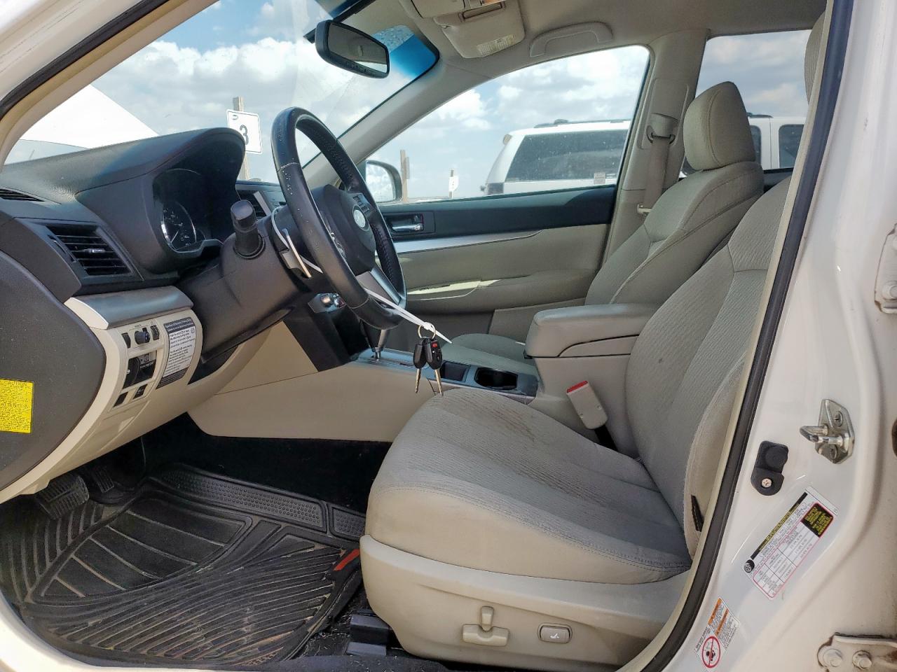 2011 Subaru Outback 2.5I Premium VIN: 4S4BRBBC2B3386029 Lot: 81941585