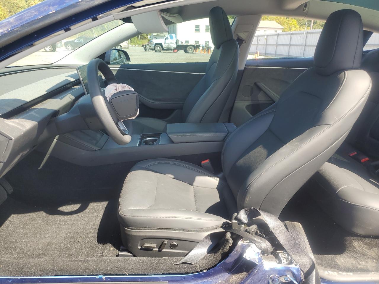 2025 Tesla Model 3 VIN: 5YJ3E1EB5SF003334 Lot: 81334005